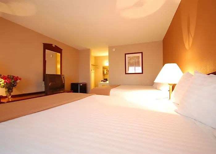 Magnuson Hotel Red Baron